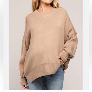 Abercrombie & Fitch Women's Tan Tight Knit Oversized Raw Hem Cotton Sweater - XS